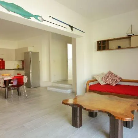 Pittulongu Chalet Sleeps 7 Σαλέ *
